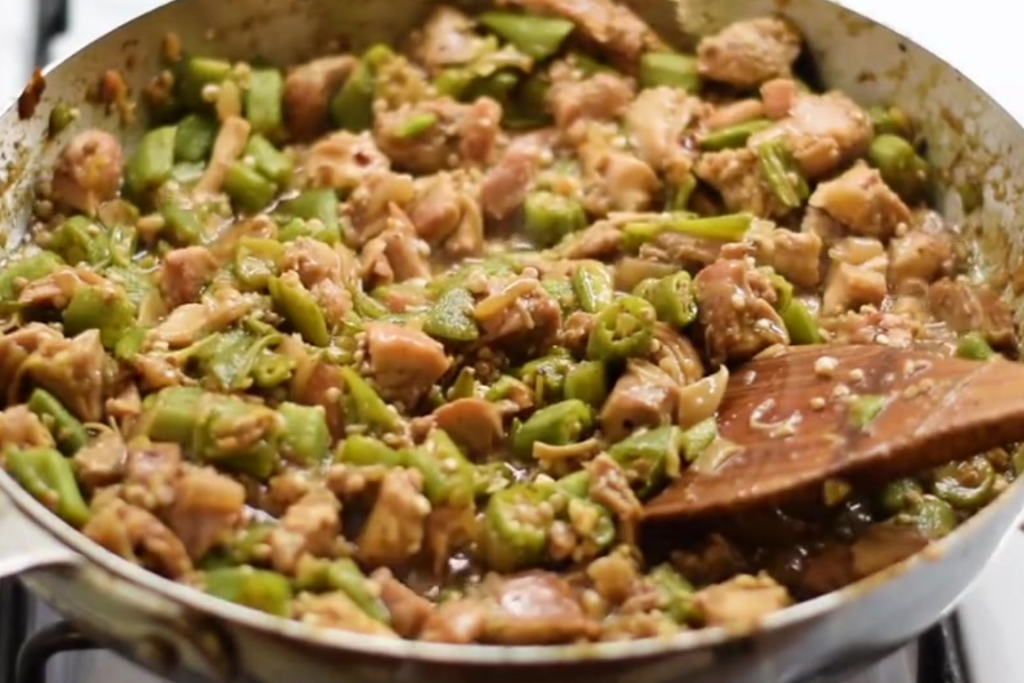 Frango Com Quiabo Simplicidade Mineira