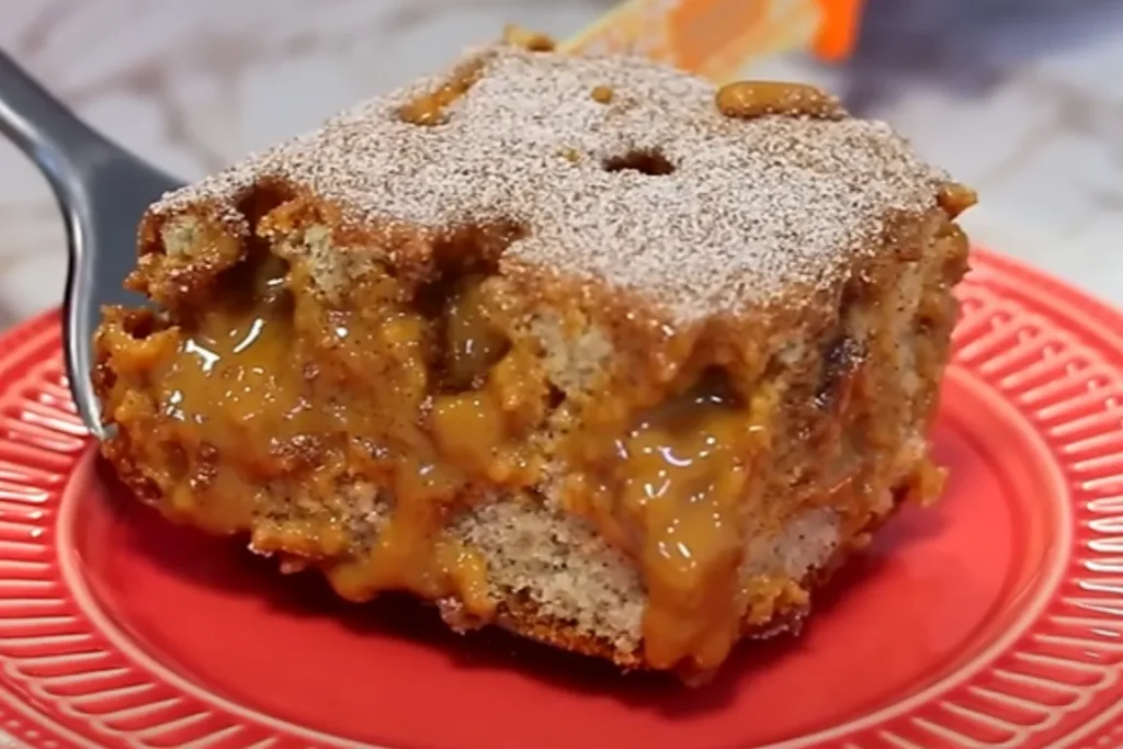 Bolo churros de doce de leite recheado e delicioso! fácil de fazer