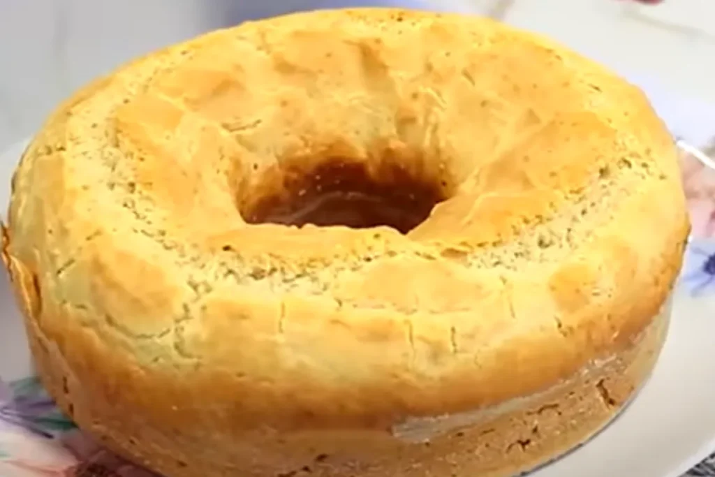 Bolo de queijo de liquidificador! delicioso e muito fácil de fazer