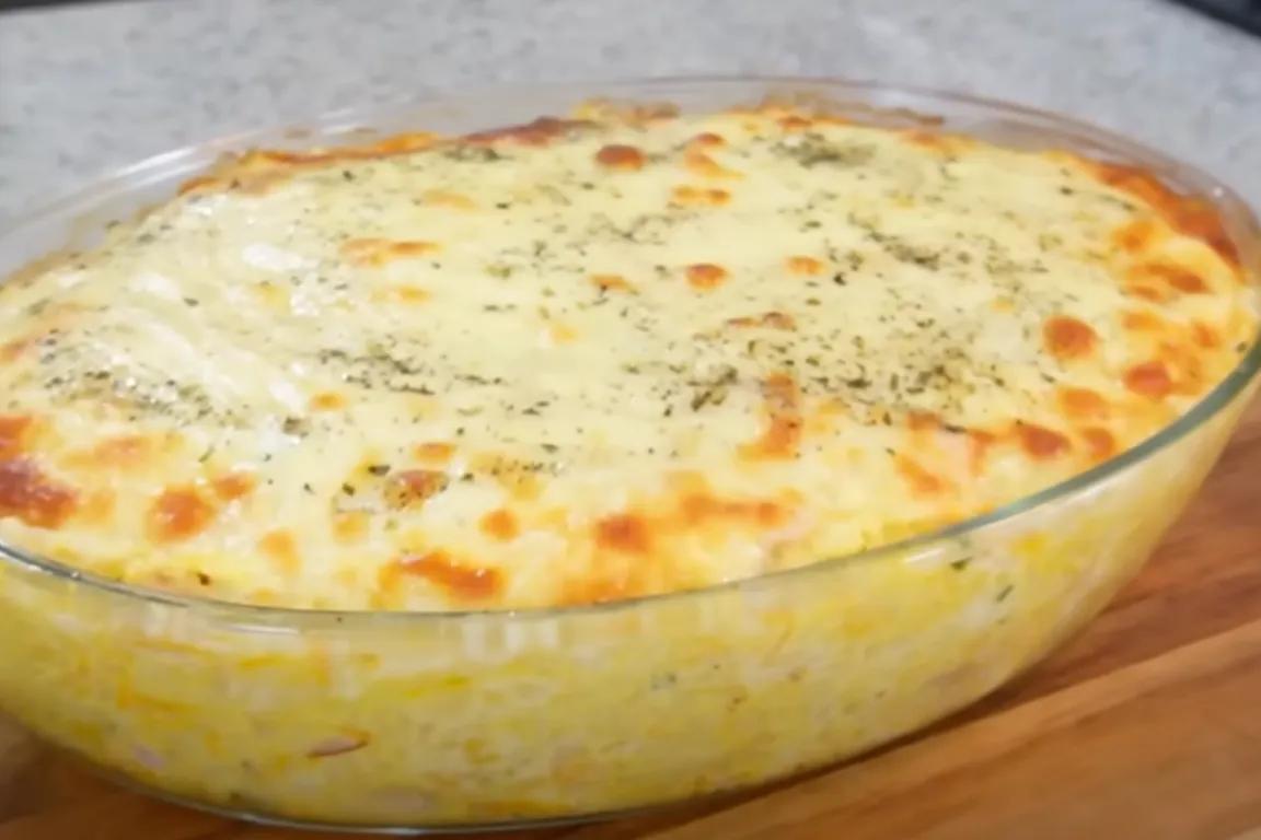 Arroz de forno completo para almoço rápido e delicioso