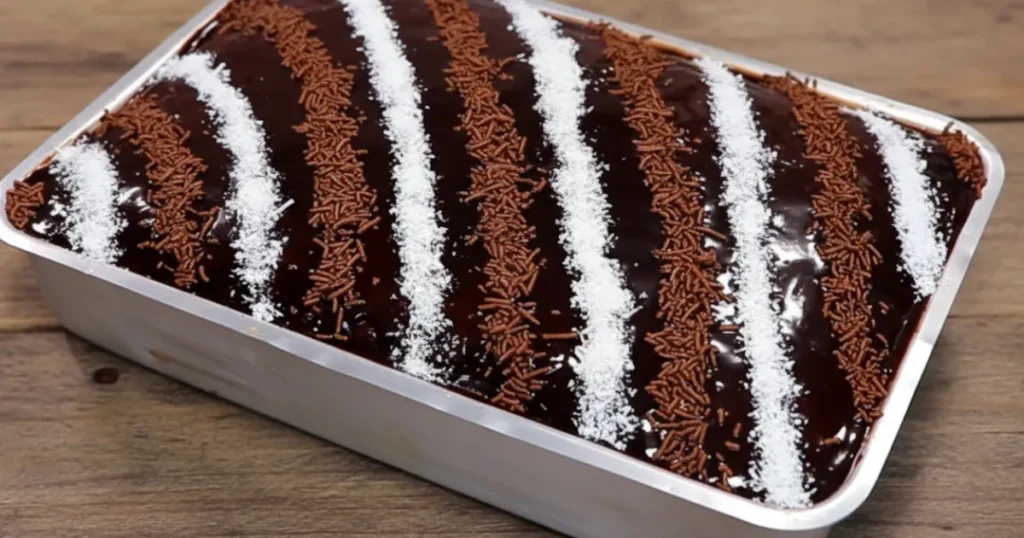 Surpreenda suas visitas de Natal com esse bolo prestígio molhadinho