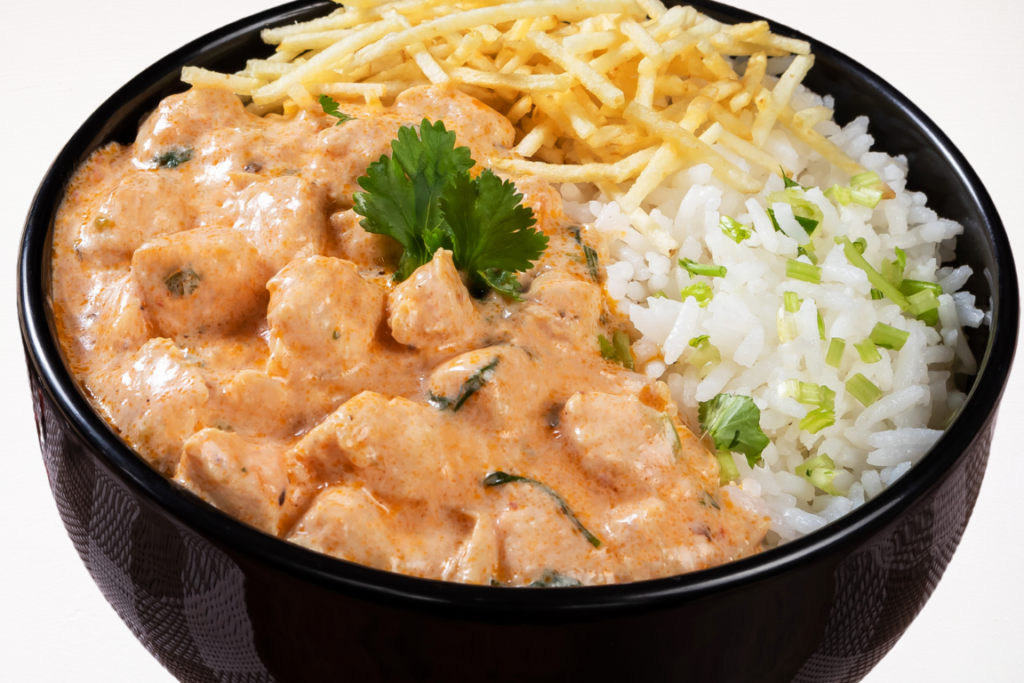 Receita de strogonoff de frango cremoso