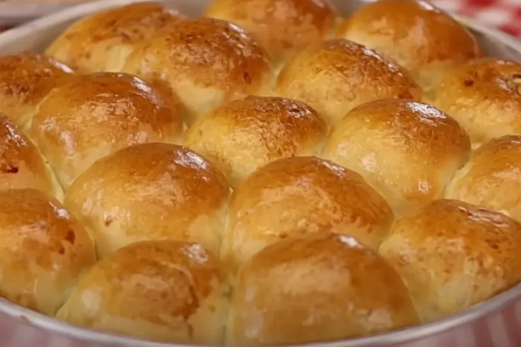 Como fazer pão de leite fofinho delicioso e crocante