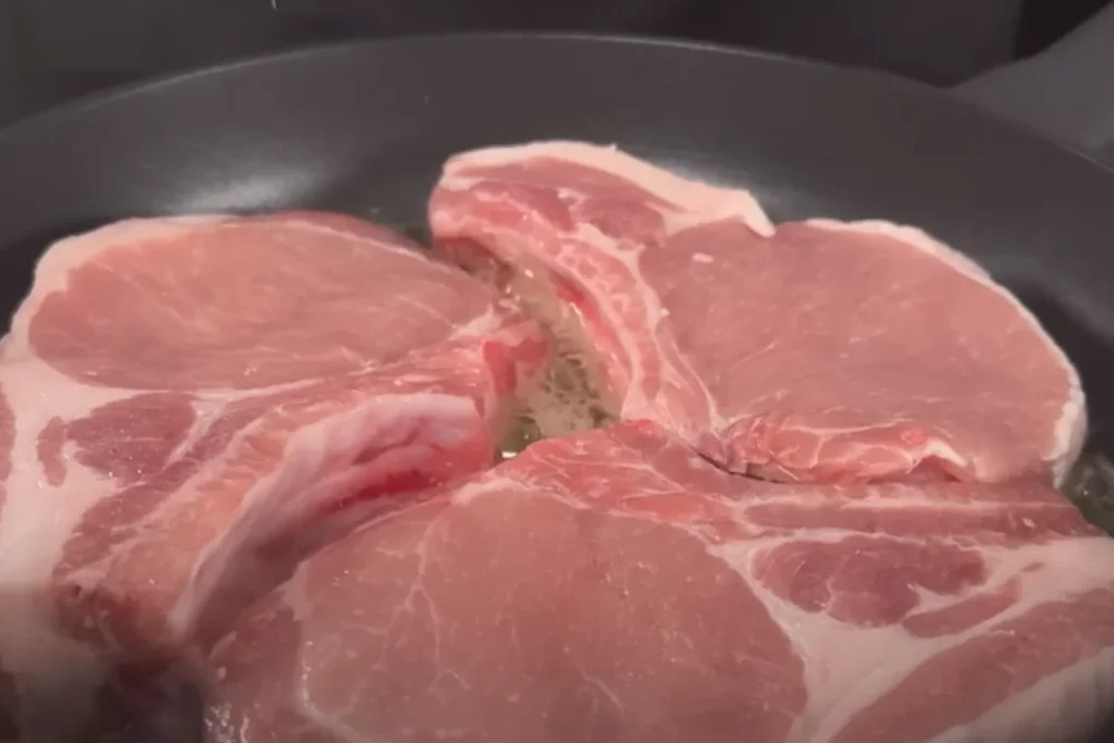 Modo de preparo dos bifes de porco