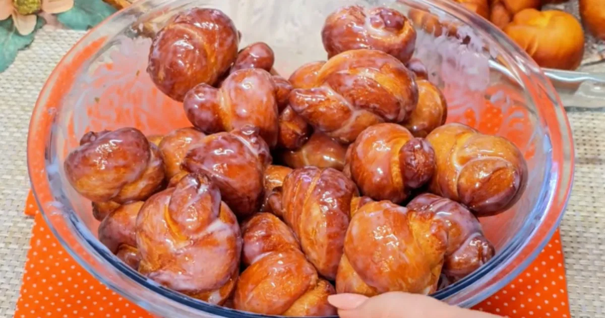Bolinho nó de sogra Tradição, sabor e história em cada mordida